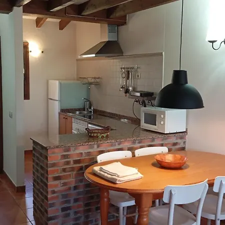 Rurales La Fuente De Bascones *